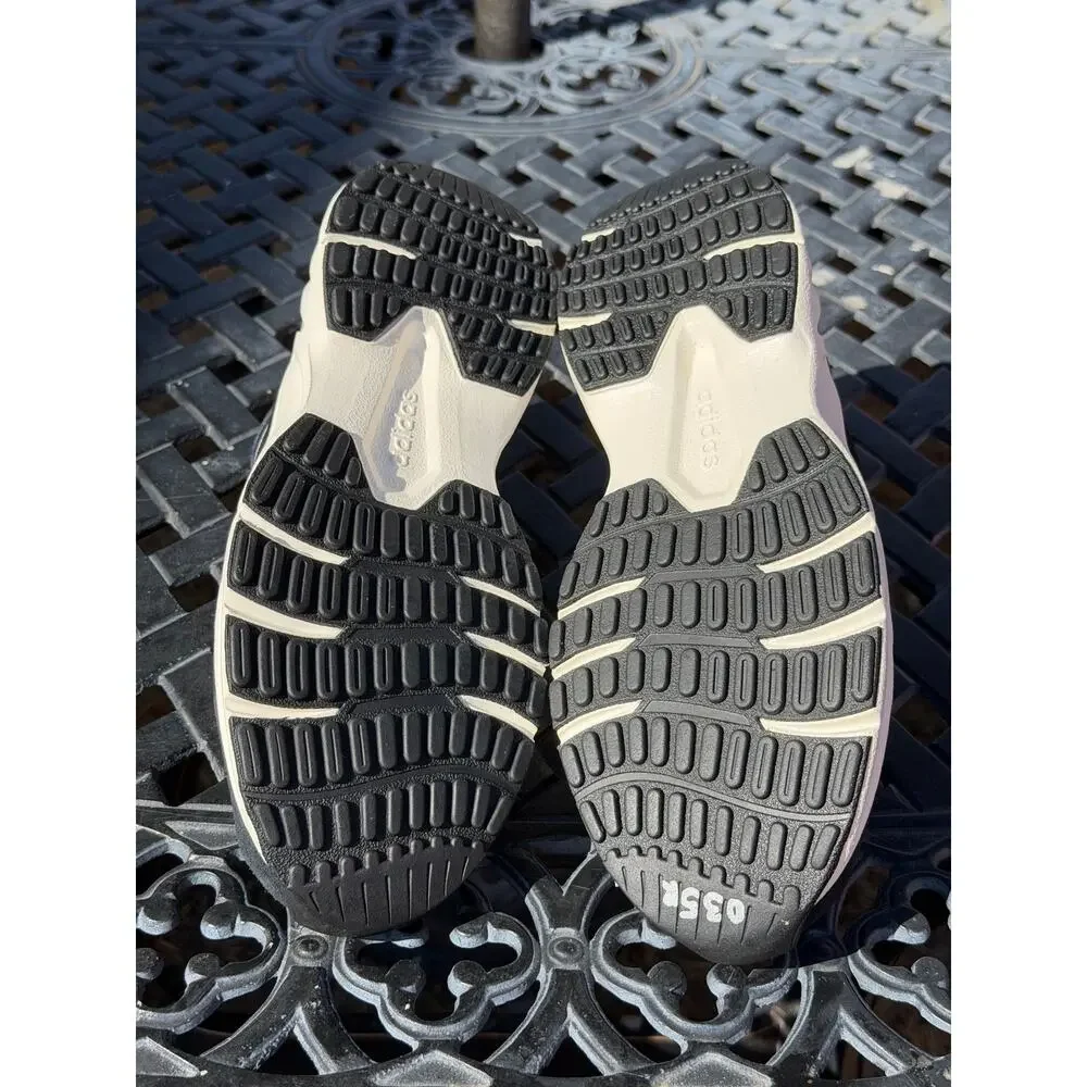 Adidas 90s Valasion Womens Size 8.5 Black White Athletic Running Shoes EE9906